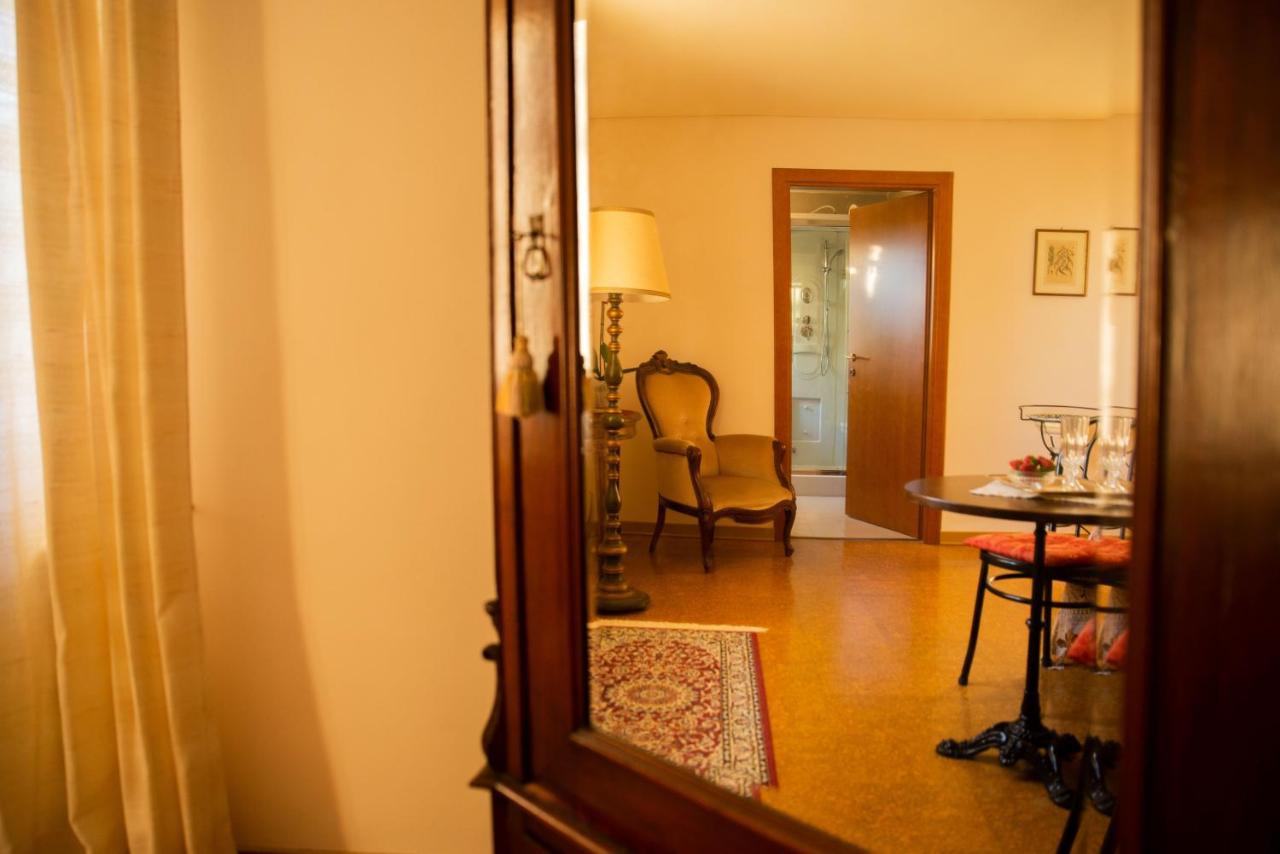 B&B Luna Blu Монтезільвано Екстер'єр фото